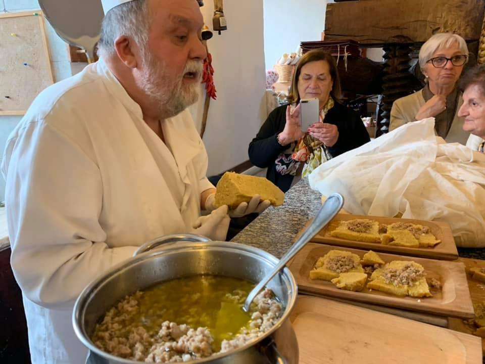Cooking experience in the heart of Abruzzo: learn to do "La polenta rognosa" in Pettorano sul Gizio - photo 2