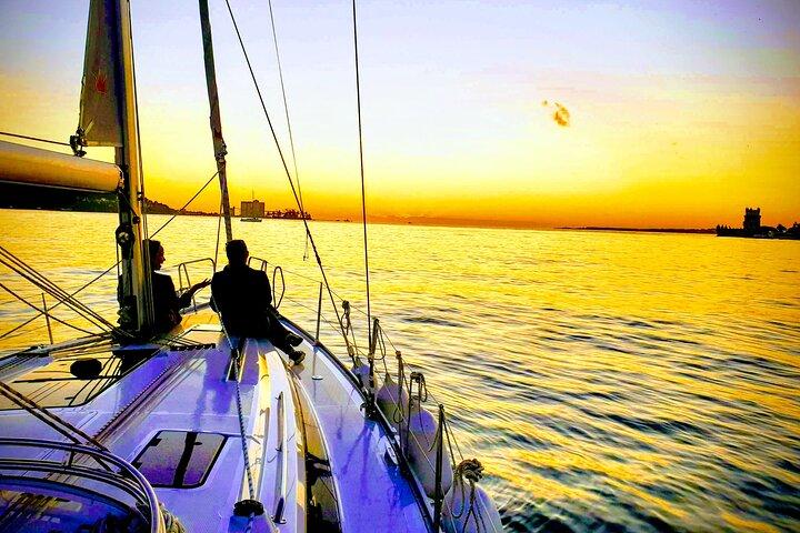 Lisbon Sailboat Ride in Tejo River with Private Transfer - photo 3