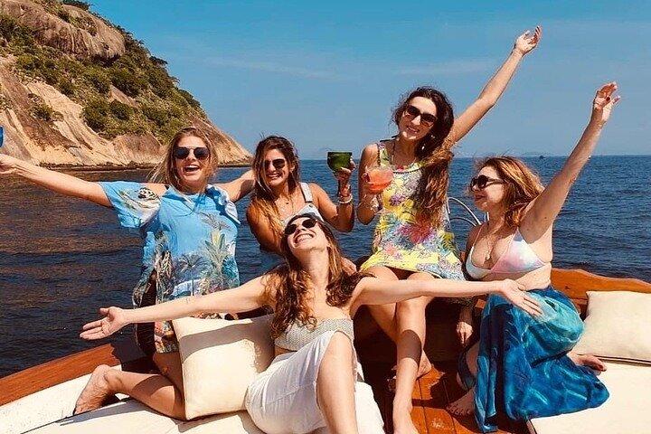 Private Boat Tour In Rio – Tour With Barbecue and Drinks - photo 2