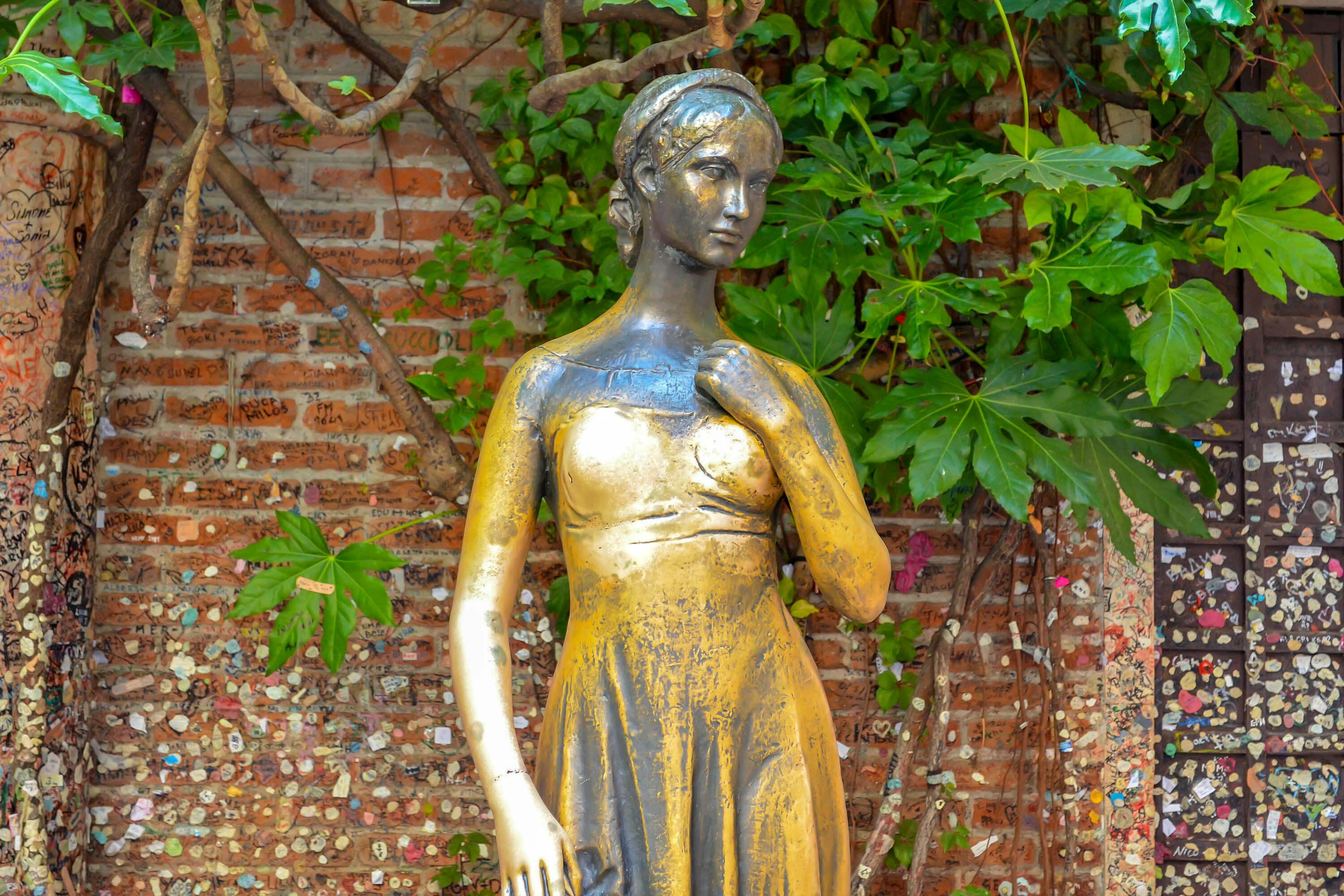 Verona: City Walking Tour with Audio Guide App - photo 4