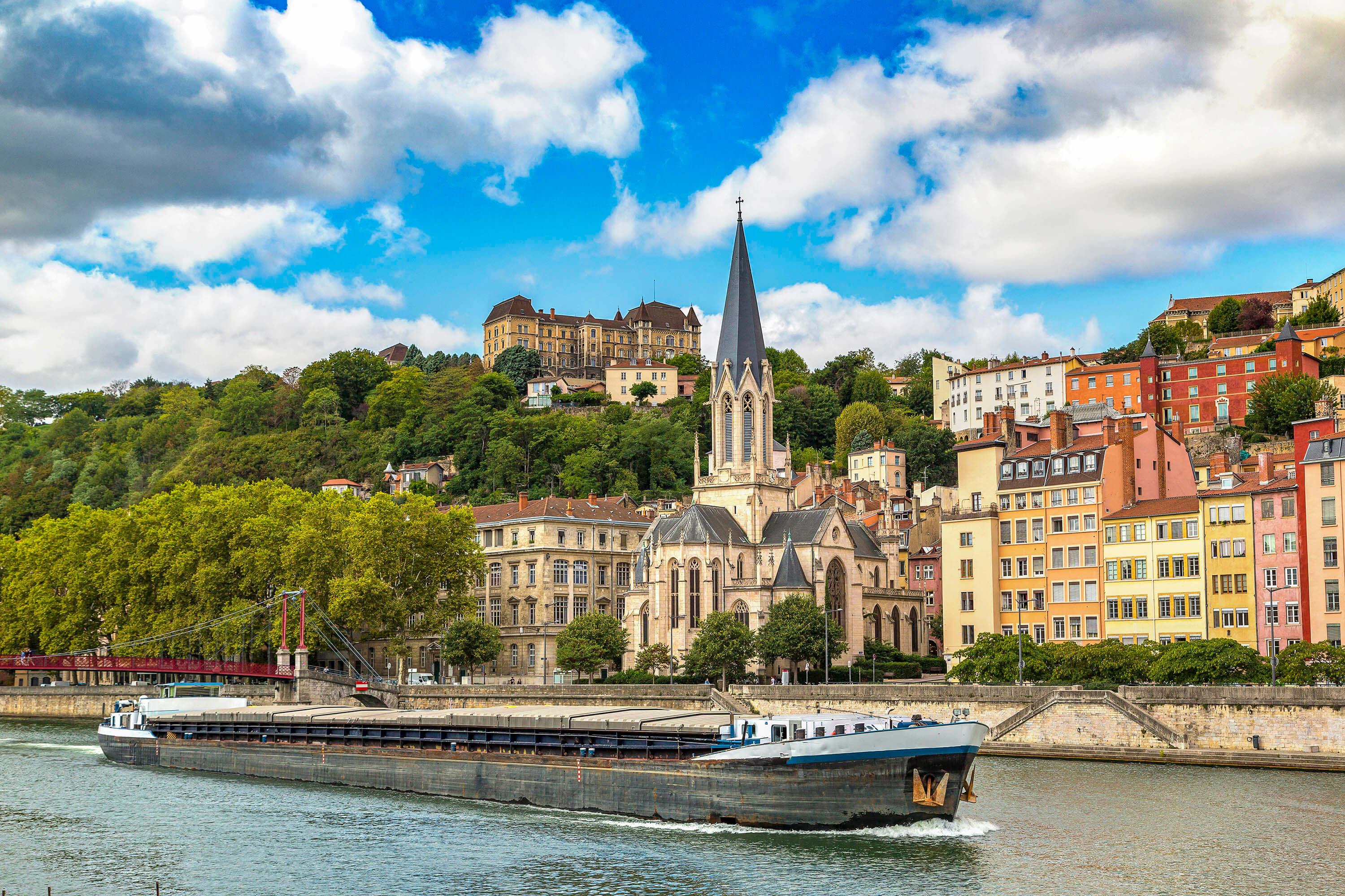 Lyon: Big City Tour with Audio Guide - photo 3