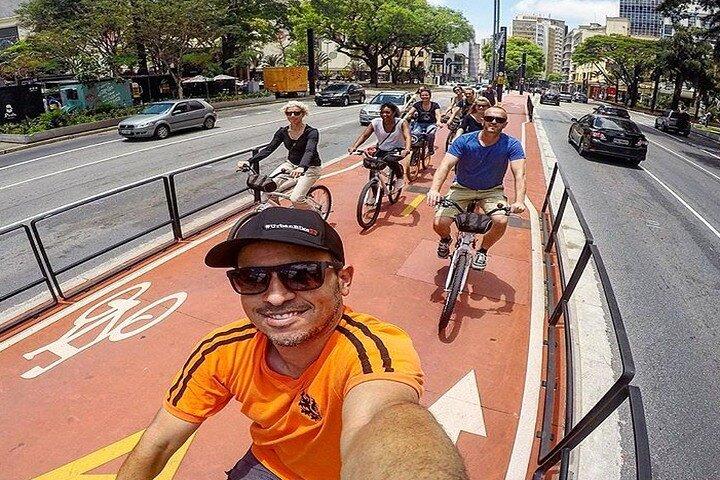 São Paulo Bike Tour: Avenida Paulista and Historic Downtown - photo 5