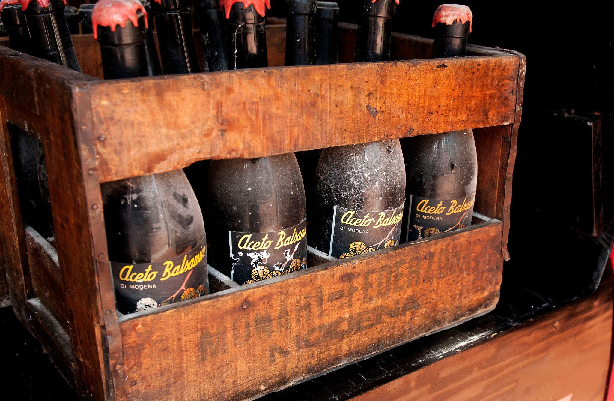 Balsamic Vinegar Tasting & Vintage Car Museum near Modena - photo 4