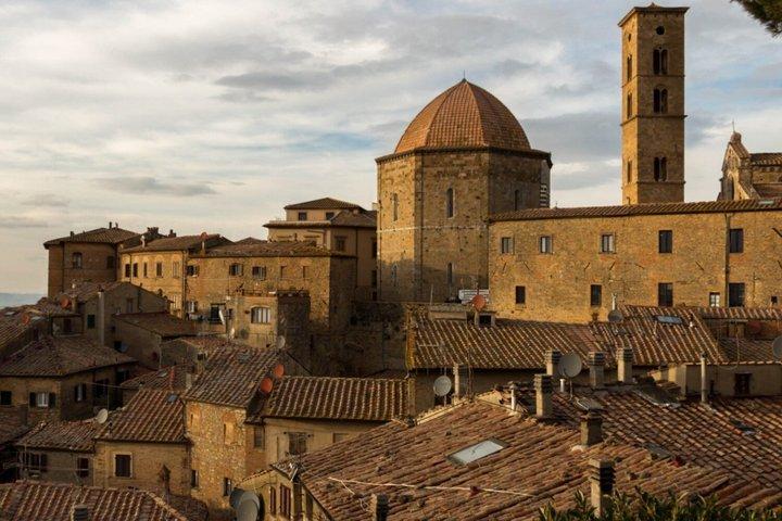 Florence Private Day Trip Bolgheri Wine Experience e Volterra - photo 2