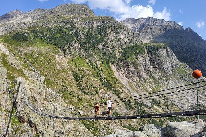 Zurich Day Trip: Trift Suspension Bridge in the Swiss Alps - photo 4