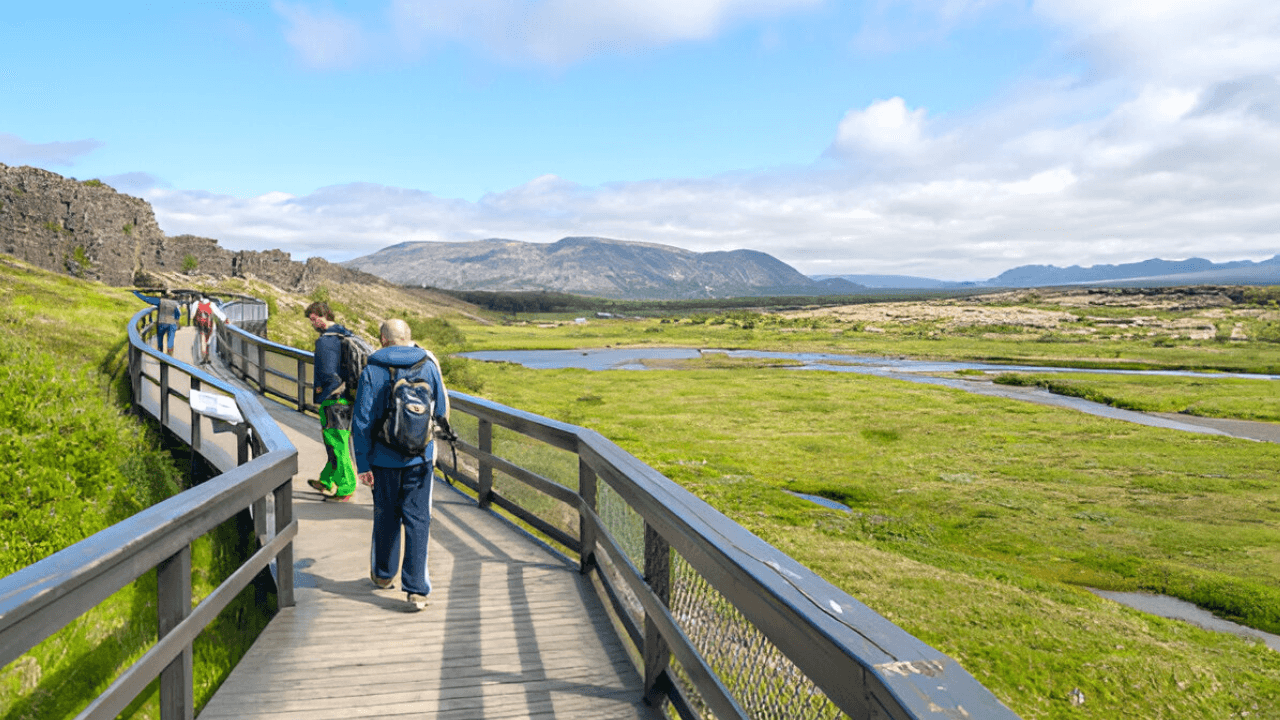 Private Golden Circle Tour from Reykjavik with Multi-language Guide Options - photo 4