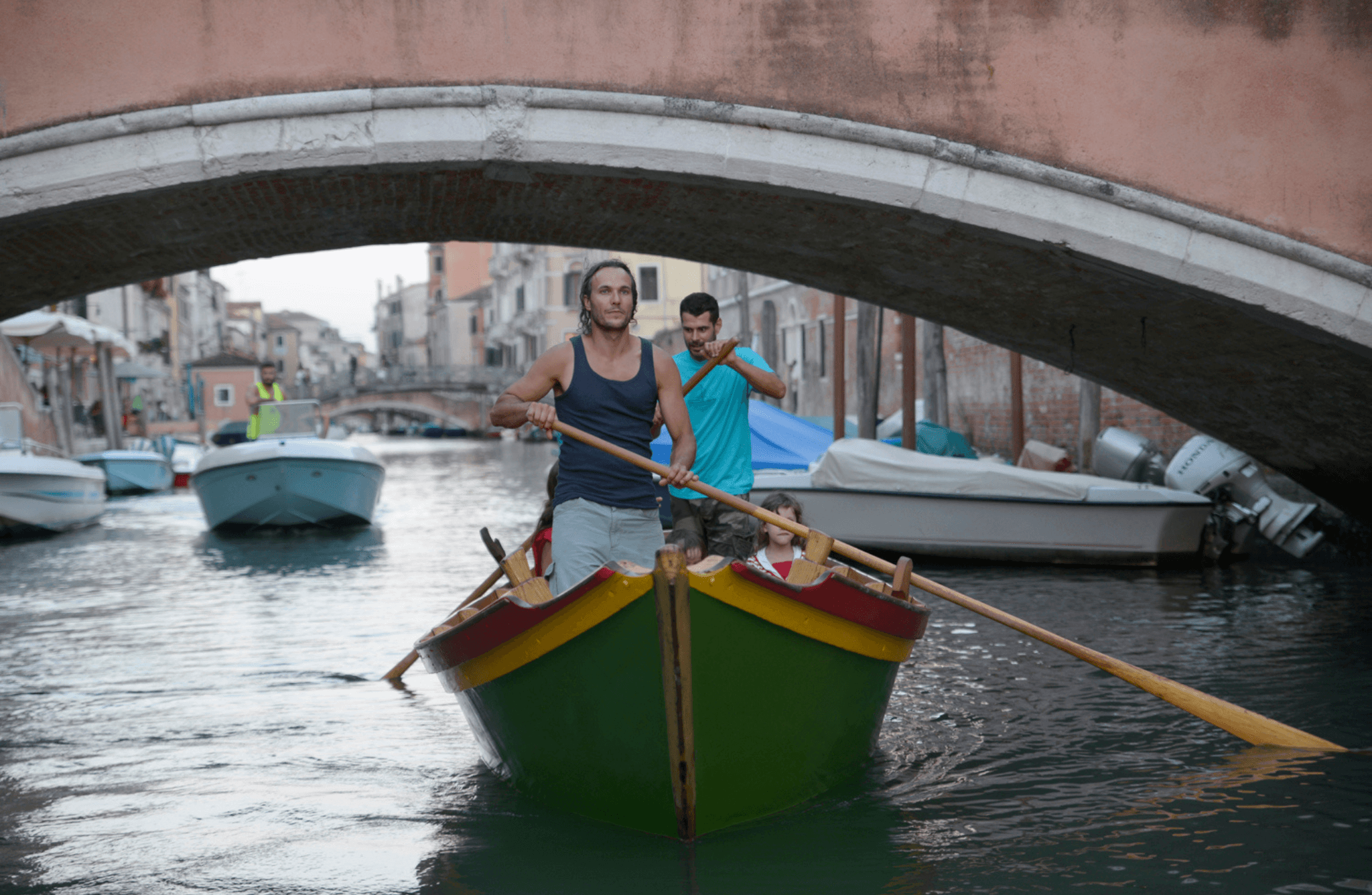 Row a Traditional Venetian Boat with a Local Guide - cover photo