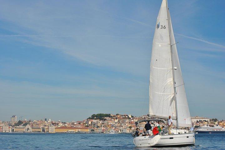 Lisbon Old town Sailng Cruise- 2h Small Group Tour, with a drink included - cover photo
