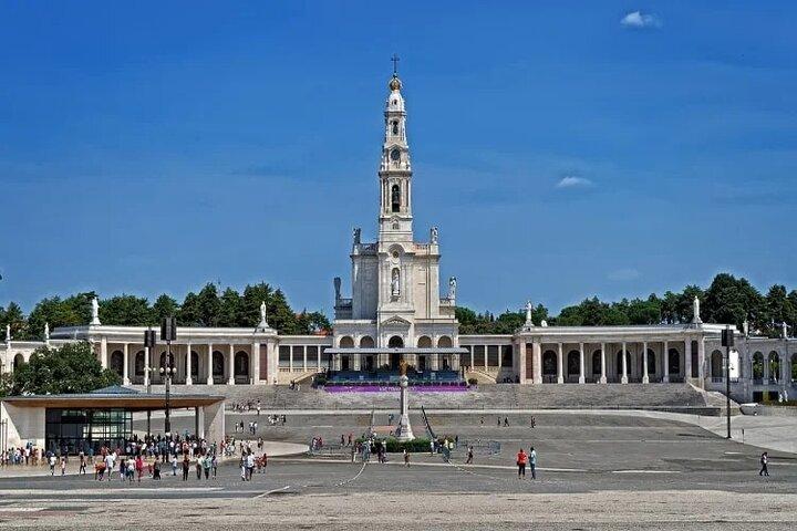 From Lisbon: 1 Day Tour to Fatima, Nazareth and Obidos - photo 2