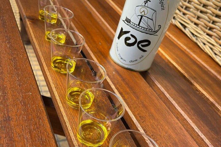 Traditional breakfast in markets with olive oil and honey tasting - photo 5
