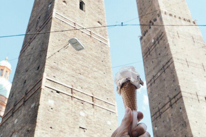 Bologna Food Tour: Taste Local Specialties, Pasta, Wine & Gelato - photo 5