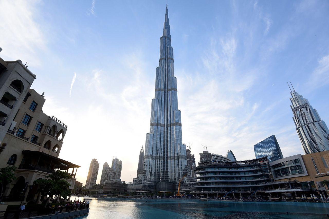 Private Half Day Dubai City Tour with Dubai Mall Shopping, Aquarium & Zoo, Burj Khalifa 148th floor & Musical Fountain Show - photo 5