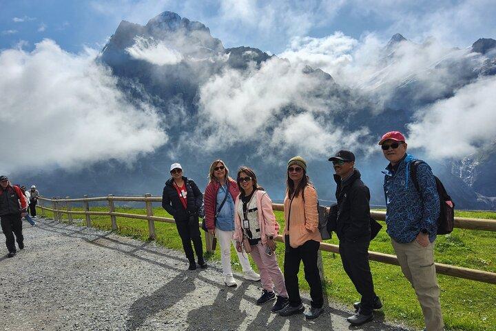 Switzerland Crash Landing on You Filming Location Day Tour - photo 4