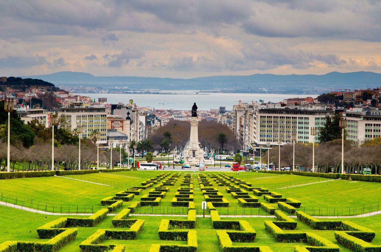 PRIVATE LISBON HIGHLIGHTS TOUR - FULL DAY WITH HOTEL PICKUP - photo 2