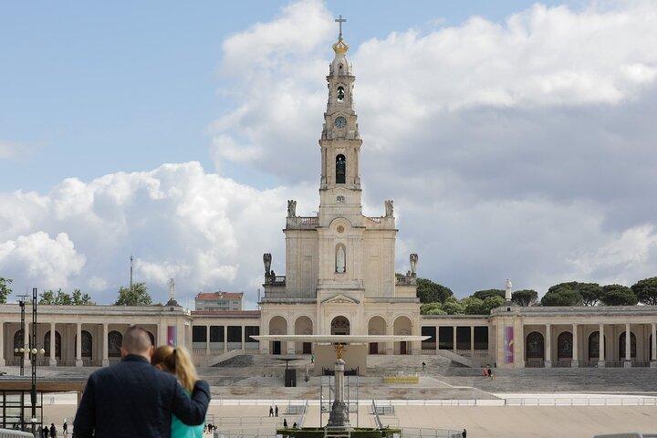 Private transfer from/to Fátima - Porto, Braga or Guimarães - photo 2