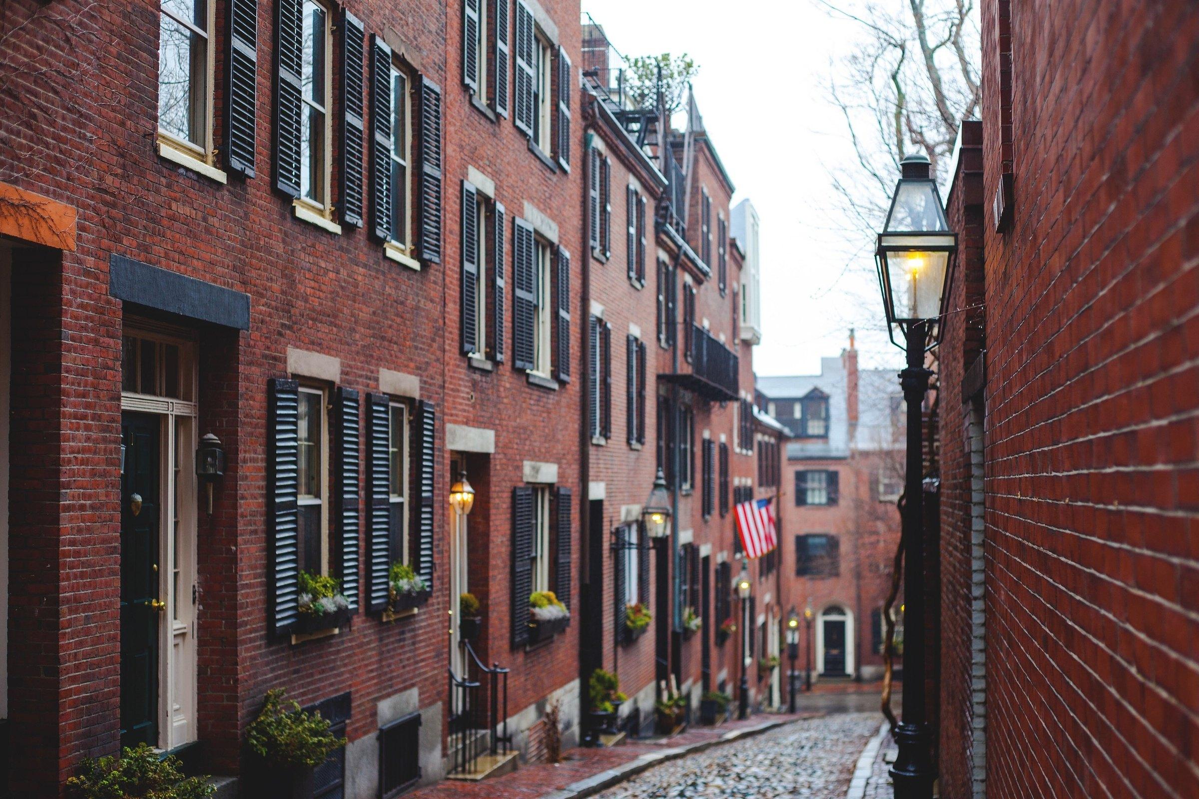 Beacon Hill and Back Bay Self-Guided Audio Walk: Acorn Street, Public Garden, Trinity Church and Copley Square - photo 4