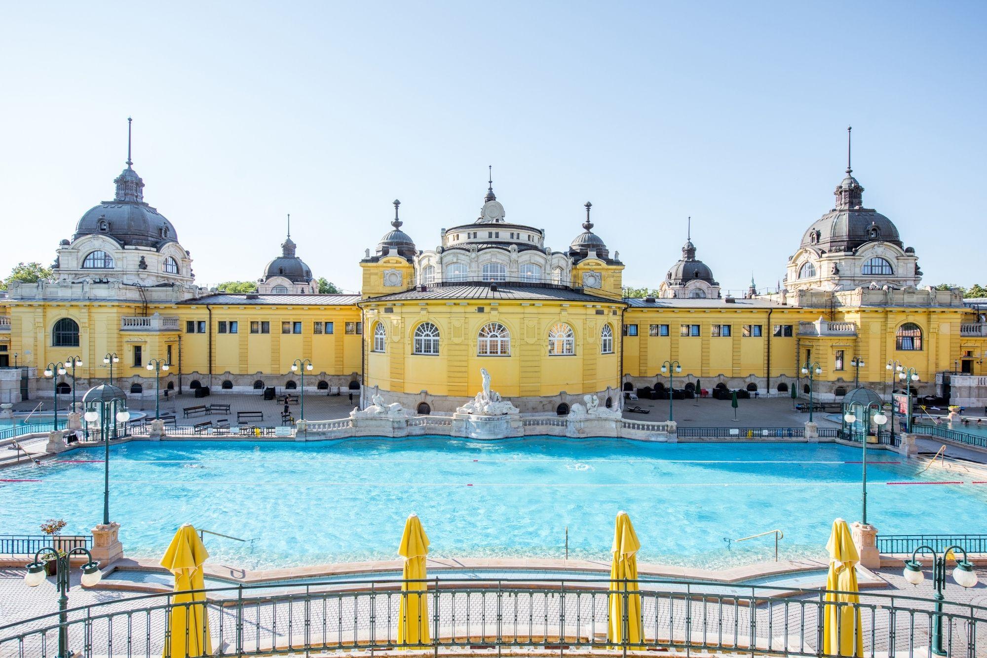 Budapest: Széchenyi Thermal Bath Fast-Track Entry with Locker - photo 4