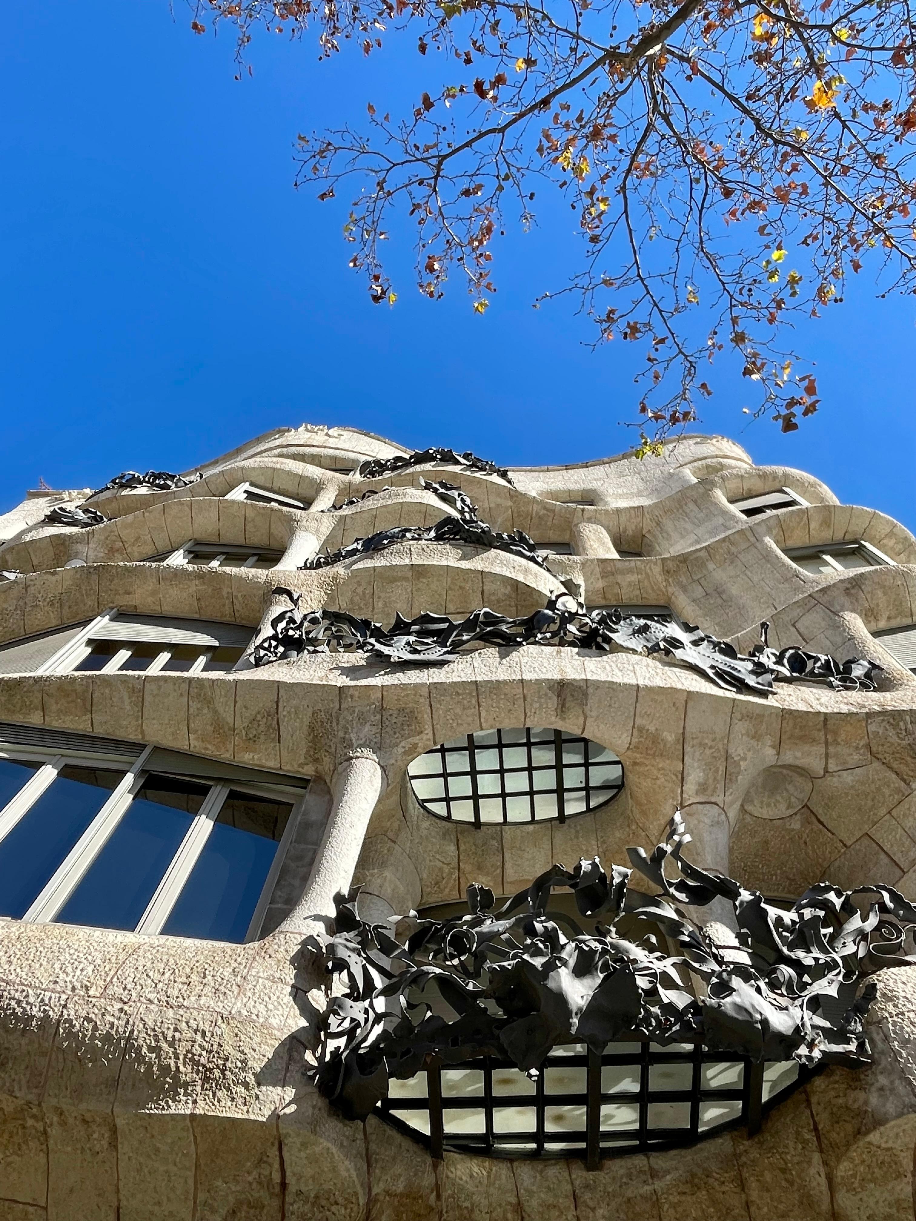Gaudí Bike Tour - cover photo