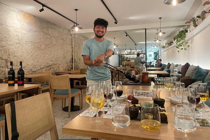 Wine tasting of 5 Port Wines with a Sommelier - photo 4