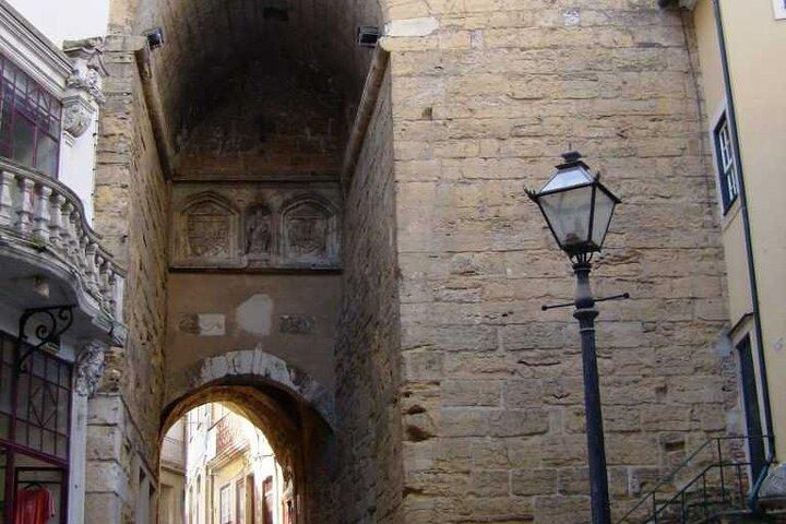 Coimbra Downtown: Private walking tour with tickets - photo 4