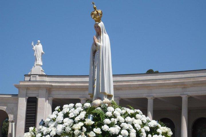 Fatima Sanctuary and Pastorinhos Village Private Tour From Porto - cover photo