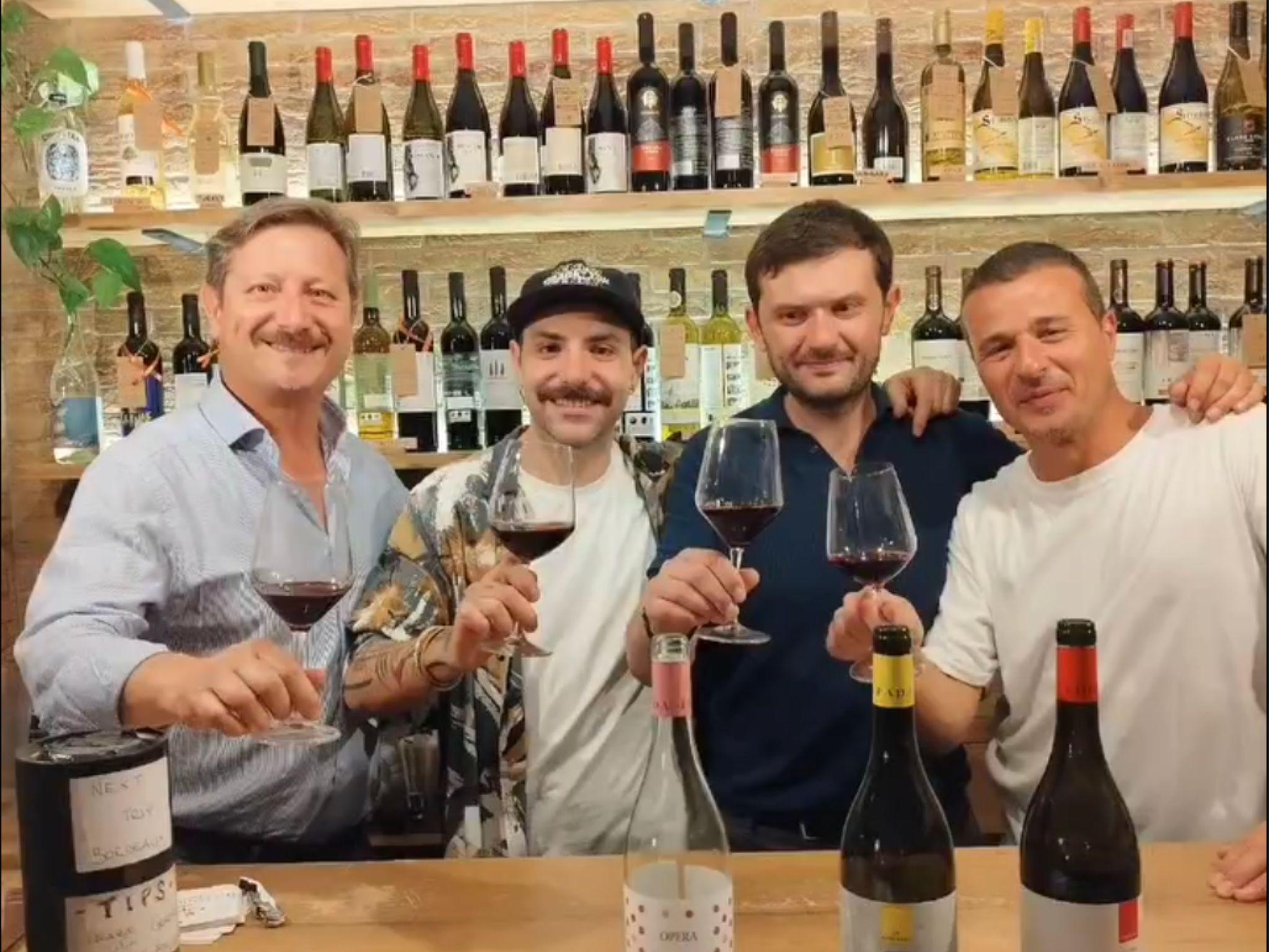 Wine Tasting Experience with Local Food Pairings in Naples - photo 4