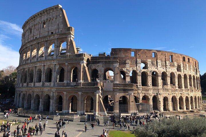 Private Rome Walking Tour from the Colosseum to the Orange Garden - photo 3