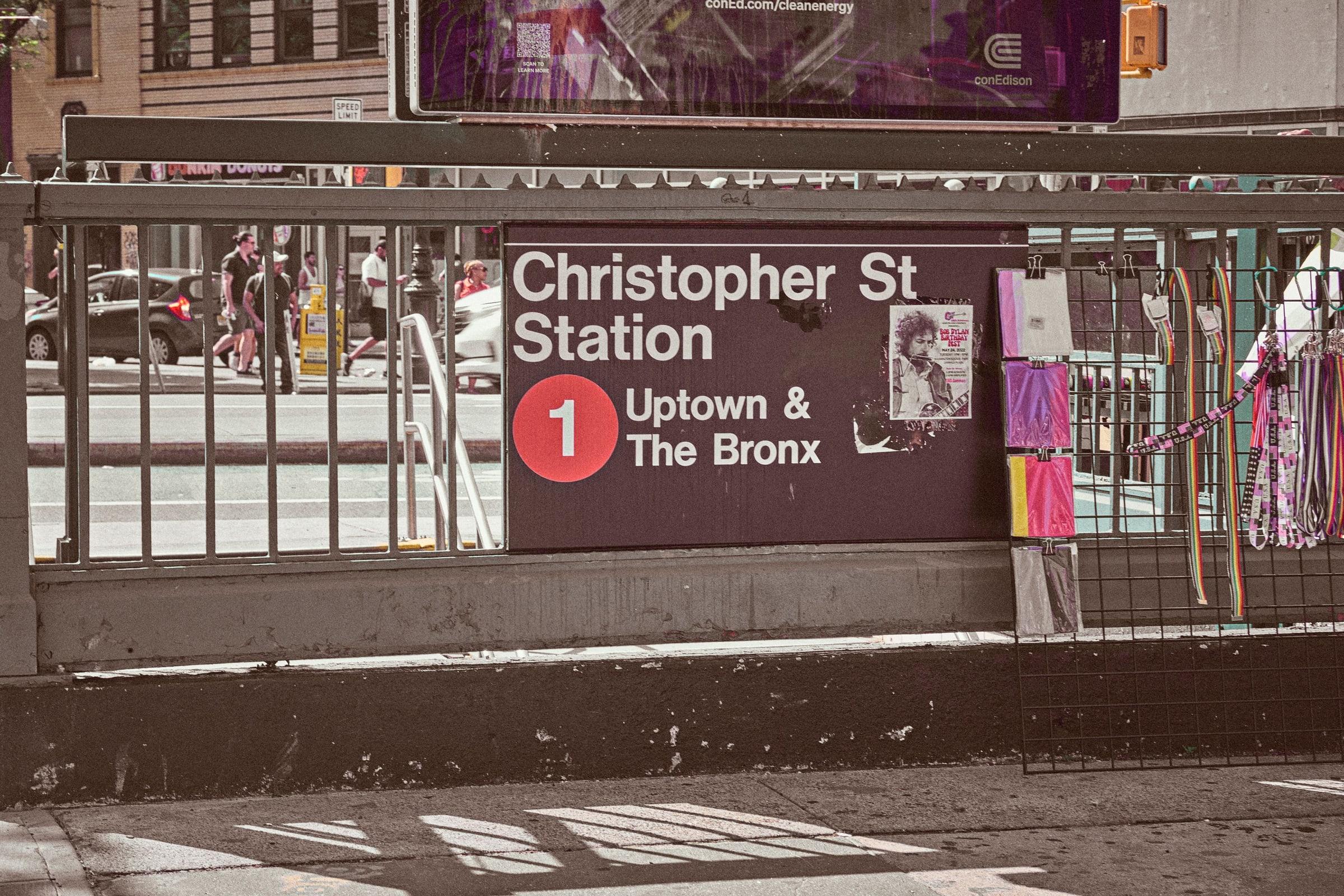 Greenwich Village and SoHo Self-Guided Audio Walk: Stonewall, Washington Square Arch and Cast-Iron SoHo - photo 2