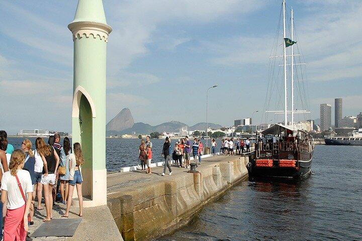 Brazil Imperial, Rio: Fiscal Island and Guanabara Bay Boat Tour - photo 2