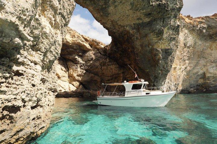 Mellieha: Comino, Gozo & Blue Lagoon Small Group Boat Tour - cover photo