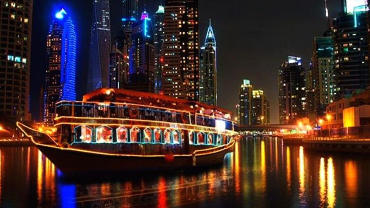 Dubai Marina Dhow Dinner Cruise Tickets - photo 3