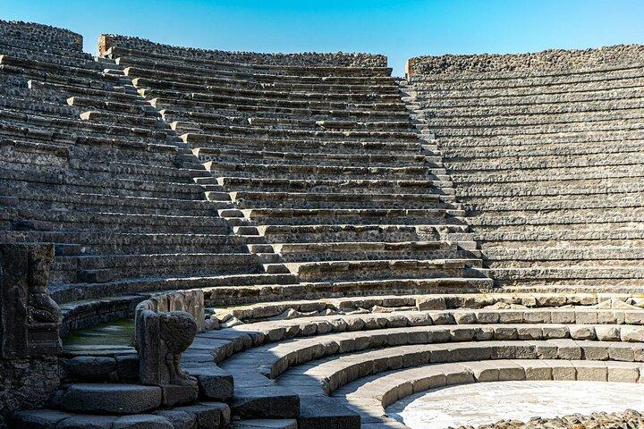 Pompeii, Vesuvius Hike and Wine Tasting with Lunch from Salerno - photo 5