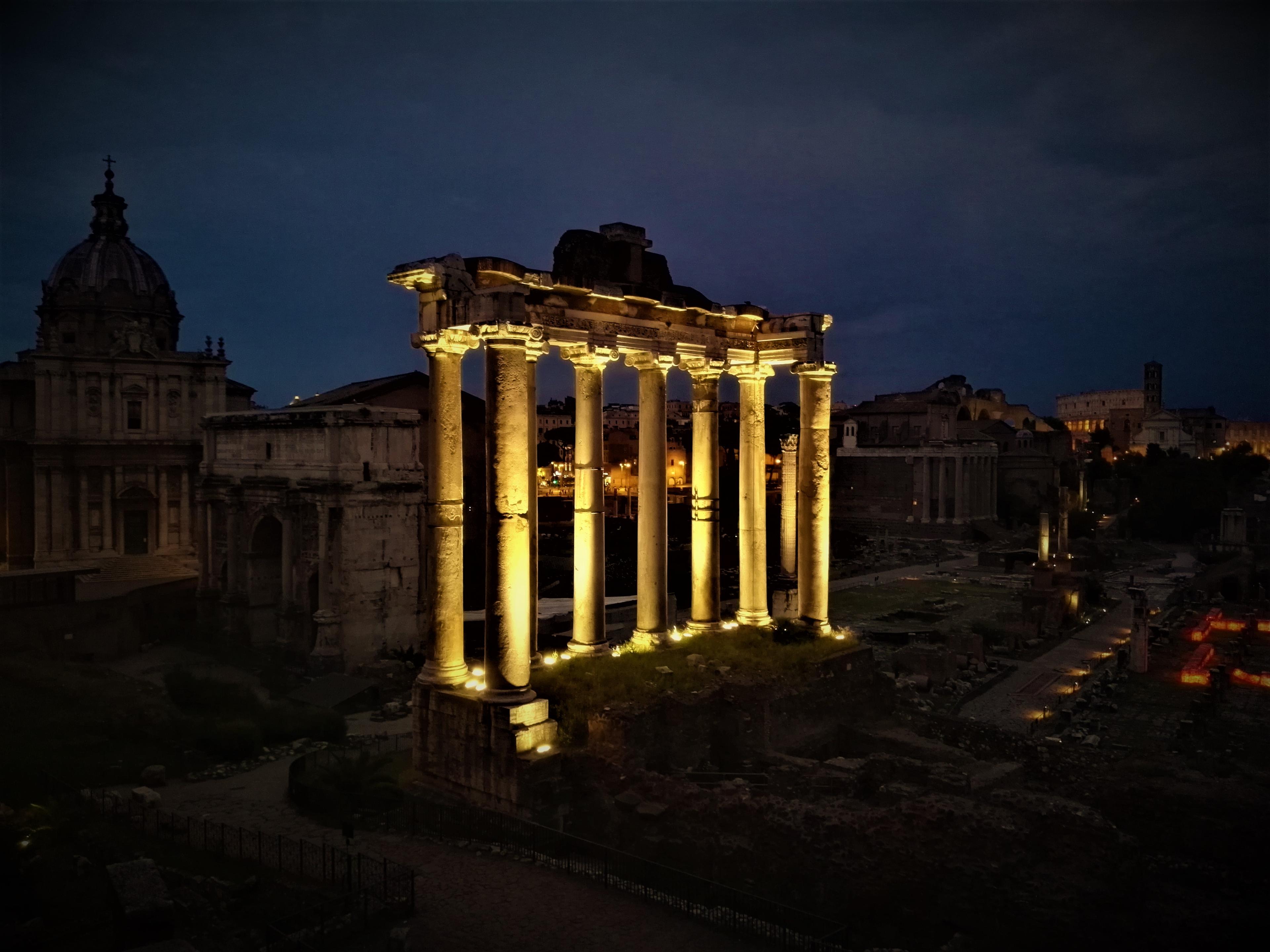Rome by Night City Bike Tour with Sunset, Views and Evening Lights | Upgrade available: Pizza Night - photo 5