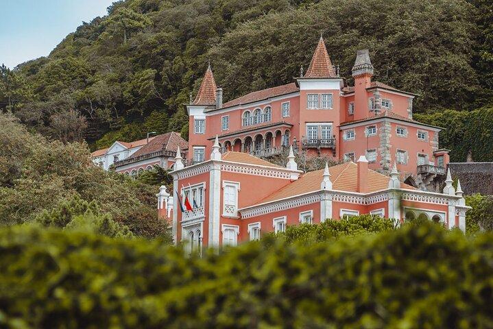 Sintra Half-Day Small Group Tour with Pena Palace Tickets Included - photo 4