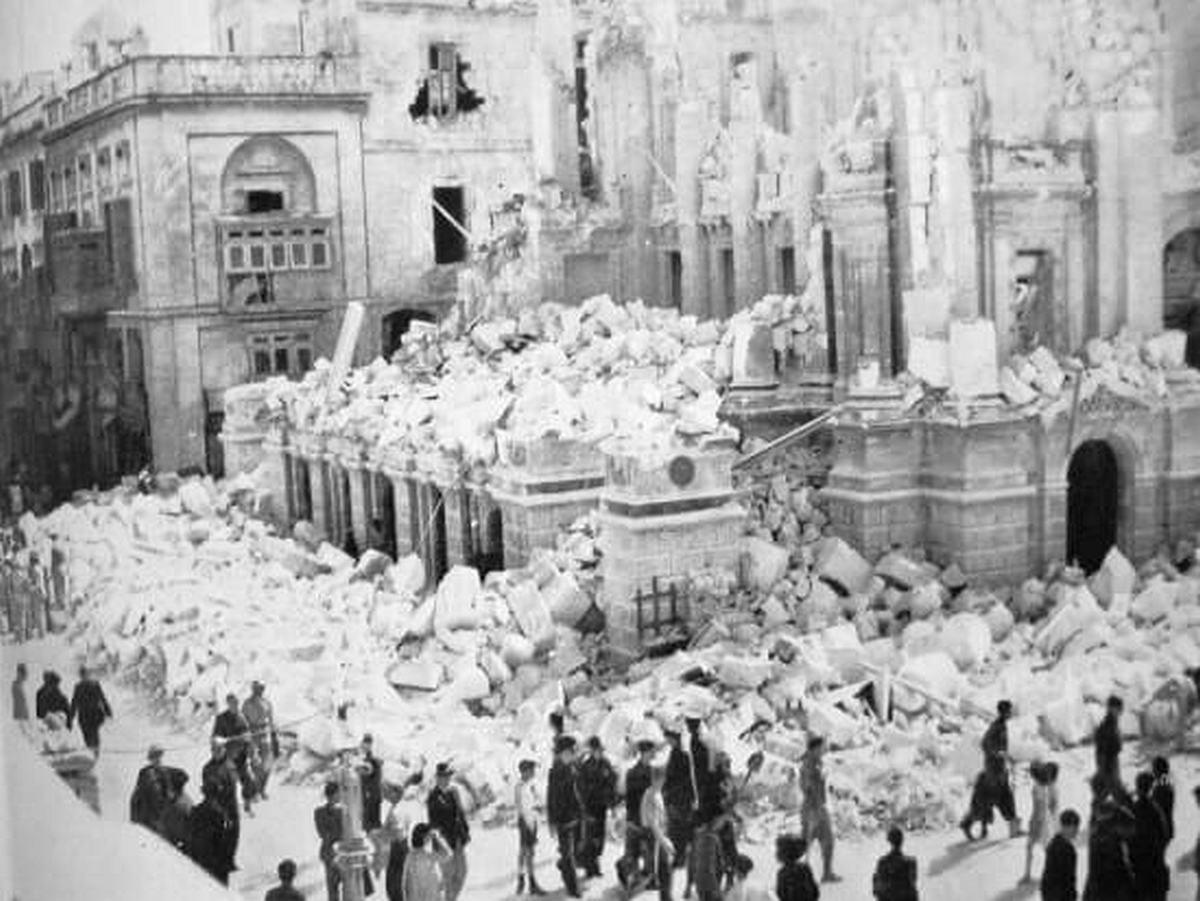 British History Tour | Second World War in Malta | Visiting Vittoriosa & Valletta - cover photo