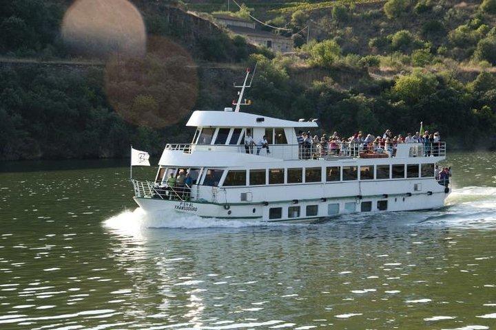 Boat Trip to Régua Through the Douro Valley with Breakfast and Lunch - photo 2