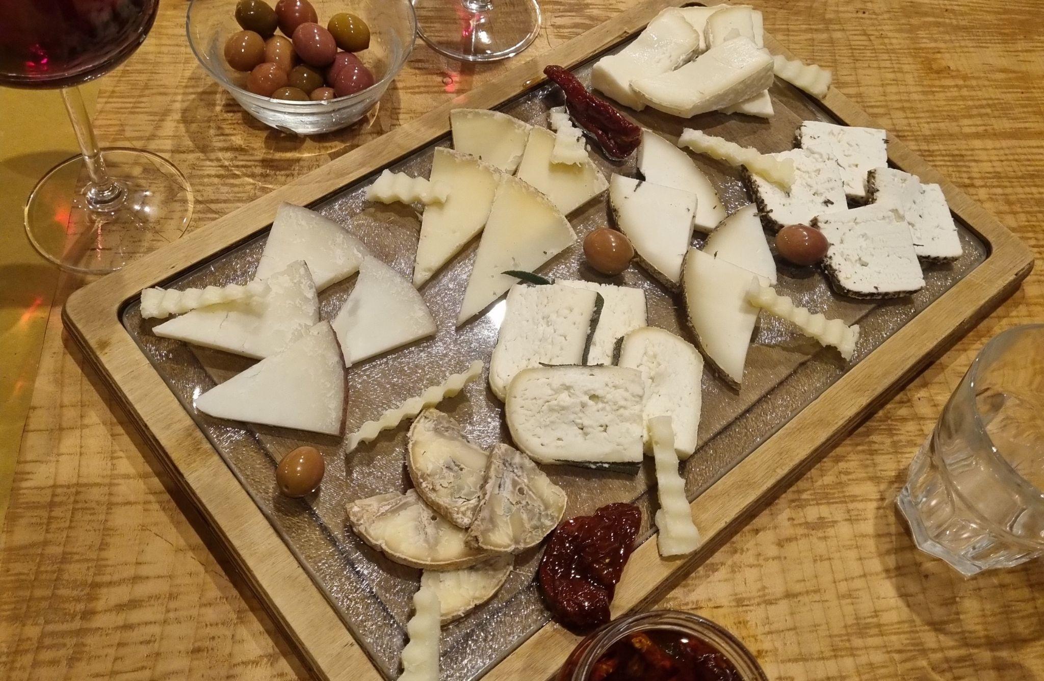 Gourmet Cheese Tasting with Wine & Snacks in Rome - photo 5