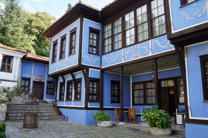 Guided Walking Tour Old Town of Plovdiv & Rakia Tasting - photo 3