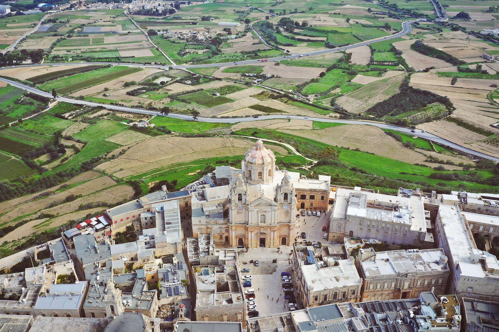Mdina Highlights Half-day Tour | Including Dingli Cliffs & San Anton Gardens - photo 2