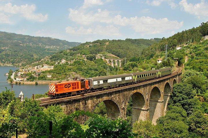 Day Trip from Porto to Régua by Bus and Return by Boat - photo 2