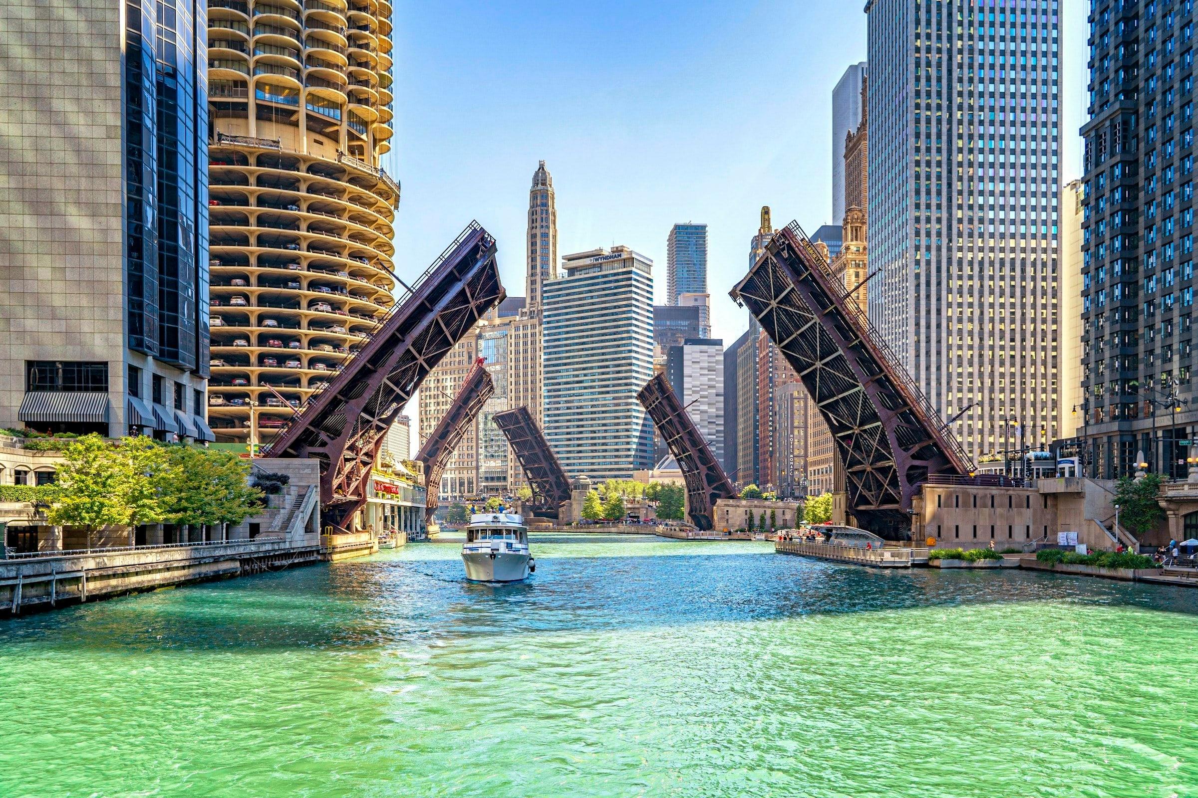 Chicago Riverwalk and Magnificent Mile Audio Walk: Hancock Center, Tribune Tower, DuSable Bridge - cover photo
