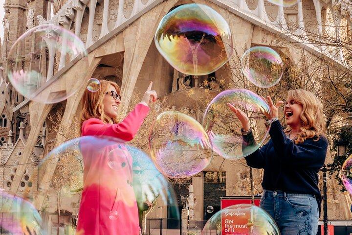 Timeless Barcelona: Your Personal Photoshoot - cover photo