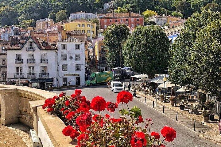 Sintra Free Walking Tour: Fairytale Village, Palaces & Legends - photo 4