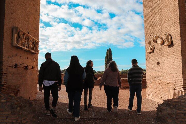 Colosseum, Forum, and Palatine Hill Guided Tour - photo 5