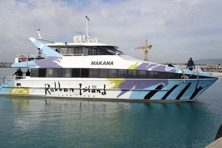 Cape Town: Private Tour Robben Island gateaway & Table Mountain Car - cover photo