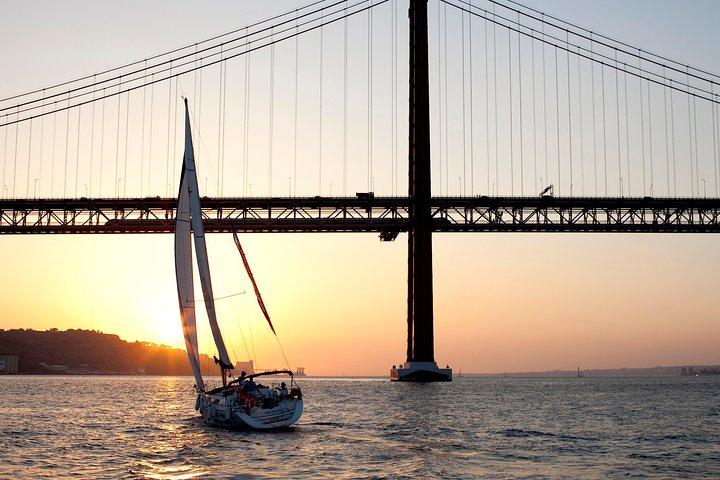 Sunset Sailing Tour On The Tagus River - photo 4