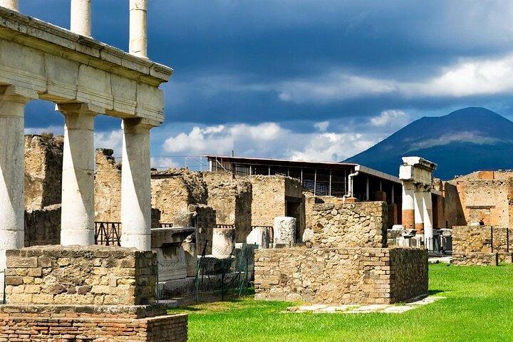 Rome Airport to Pompeii Tour with drop off Sorrento and Positano - photo 4