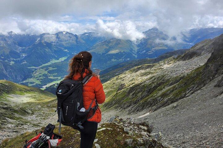 1 Day Hidden Gems Tour from Zurich Funicular Hike and Carriage - photo 4