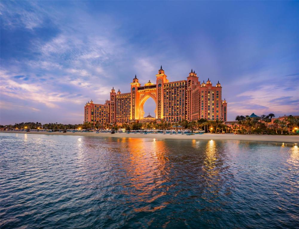 8 nights 9 days Dubai & Fujairah holiday package in 4 star hotel - photo 2