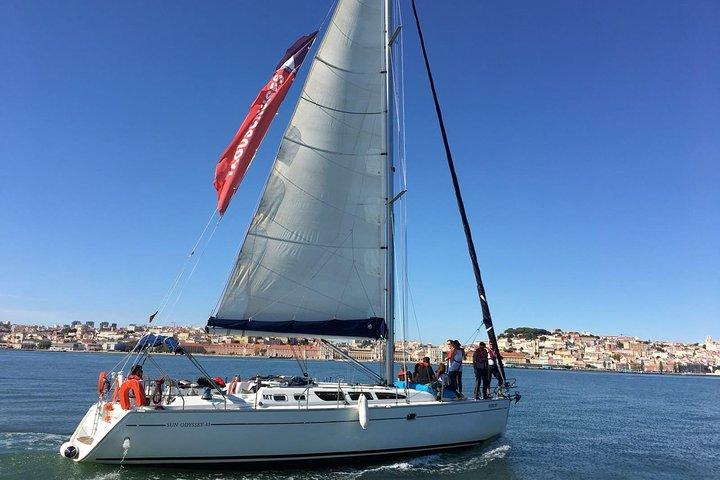 Day Sailing Tour on the Tagus River from Lisbon - photo 3